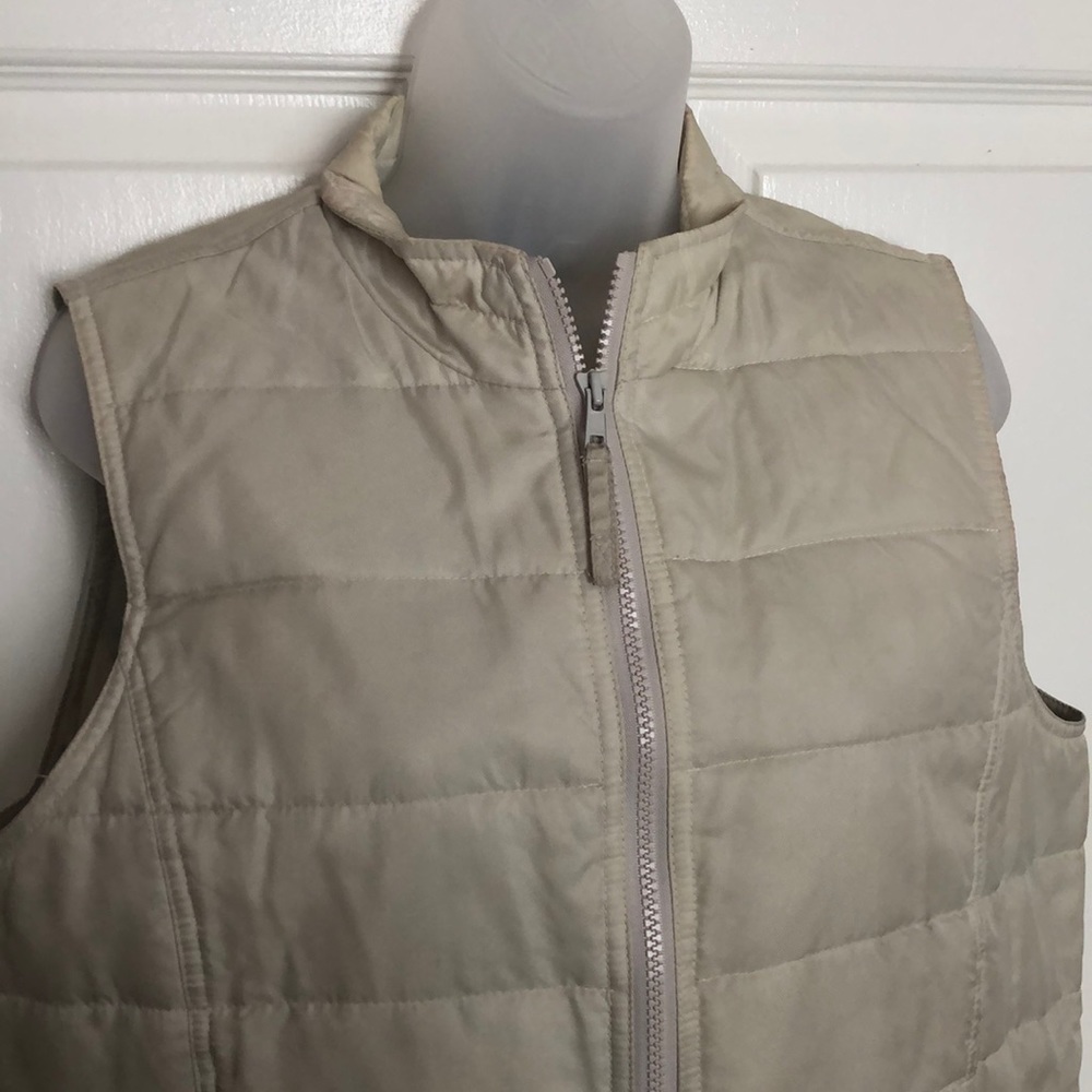 GAP light weight shell vest